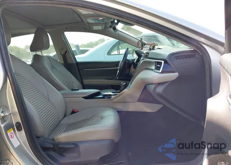 2018 Toyota Camry Se from USA, damaged, VIN 4T1B11HKXJU106964